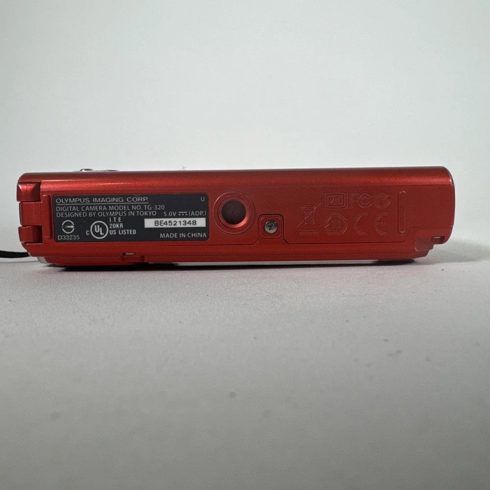 Olympus Tough TG-320 Digital Camera Only‎ - Tested, READ DESCRIPTION